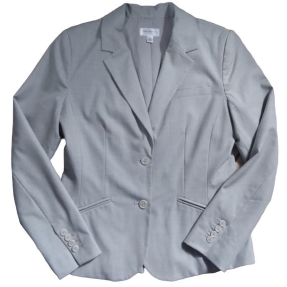 Isaac Mizrahi Jackets & Blazers - Isaac Mizrahi | light gray 2 button stretch blazer